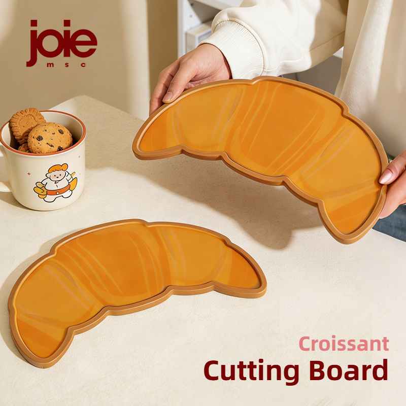 Kitchen Gadgets Joie - Joie Croissant Fruit Cutting Board Plastic